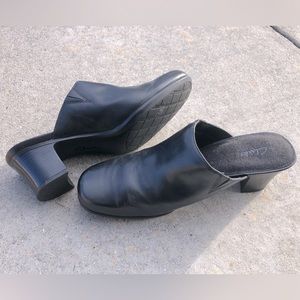 Clarks Black “Angeline” Leather Heel Slip Ons - Size 10M (US)